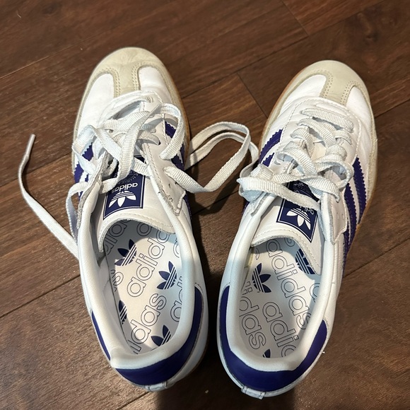 Adidas Samba (Women’s US 7.5) - Picture 5 of 6